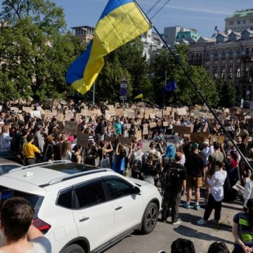 Manifestations Contre le Limogeage de Mykhaïlo Fedorov à Kiev