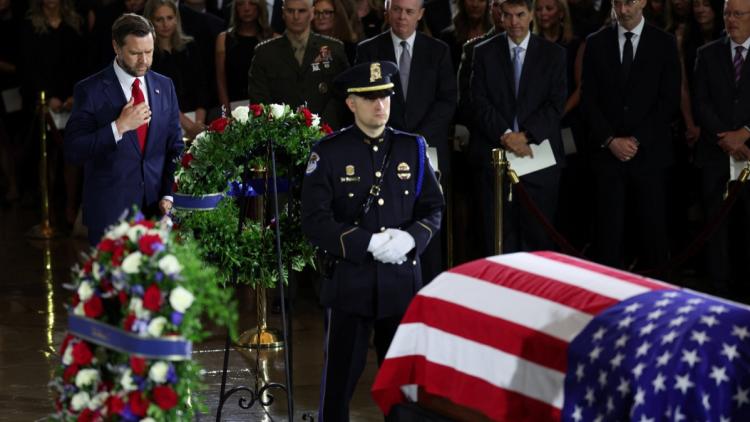d809bfc9-7bf6-4430-ae9f-7330980164b6 Dernier hommage au sénateur Lindsey Graham au Capitole