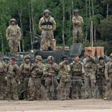 Les États-Unis réexaminent leur présence militaire en Europe
