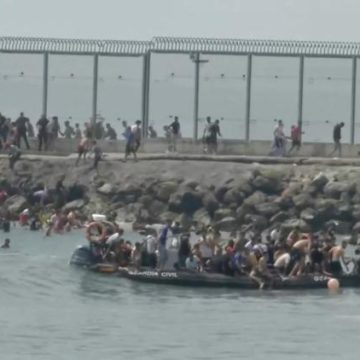 dc3e546d-93b0-4bc2-b238-066c6d9b9be2 Afflux massif de migrants à Ceuta : une urgence humanitaire et sociale