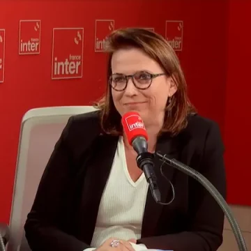 e0524098-cac3-47c2-89a3-bfbd2d9b5192 Proposition de François-Noël Buffet comme Défenseur des Droits suscite des débats