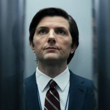 e3d3a720-4dcf-4000-a116-d5e37fa1c04f Adam Scott et la série Severance sur Apple TV+