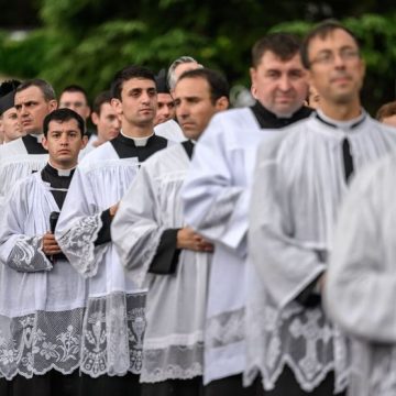 Réaction de l&rsquo;Église face au schisme de la Fraternité Saint-Pie X