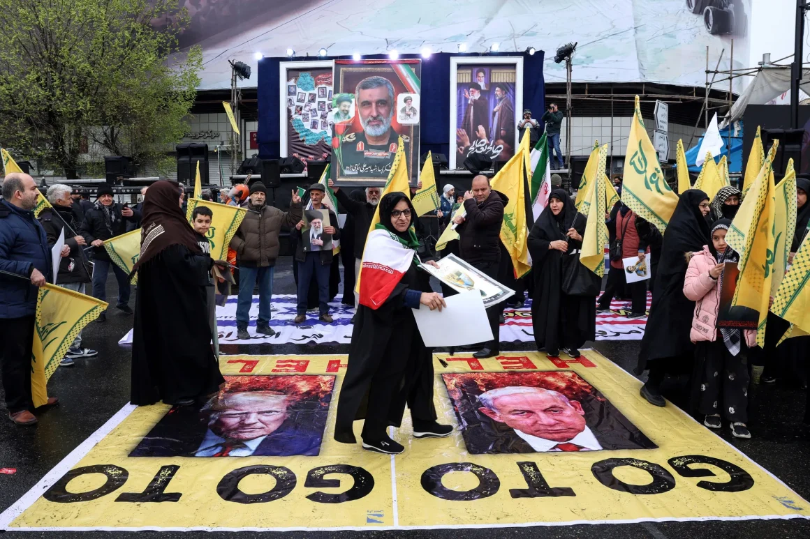 ee1f7a63-8663-478e-81bc-0302f41d7e72 Les funérailles d’Ali Khamenei en Iran