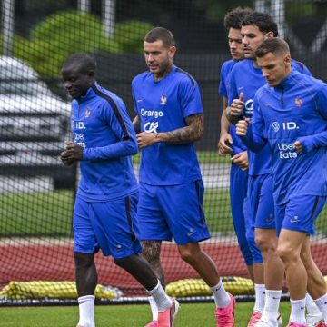 f119bb5b-6599-4387-8603-4fb51adcd960 N’Golo Kanté et Lucas Hernandez : Pas de temps de jeu pendant la Coupe du monde 2026