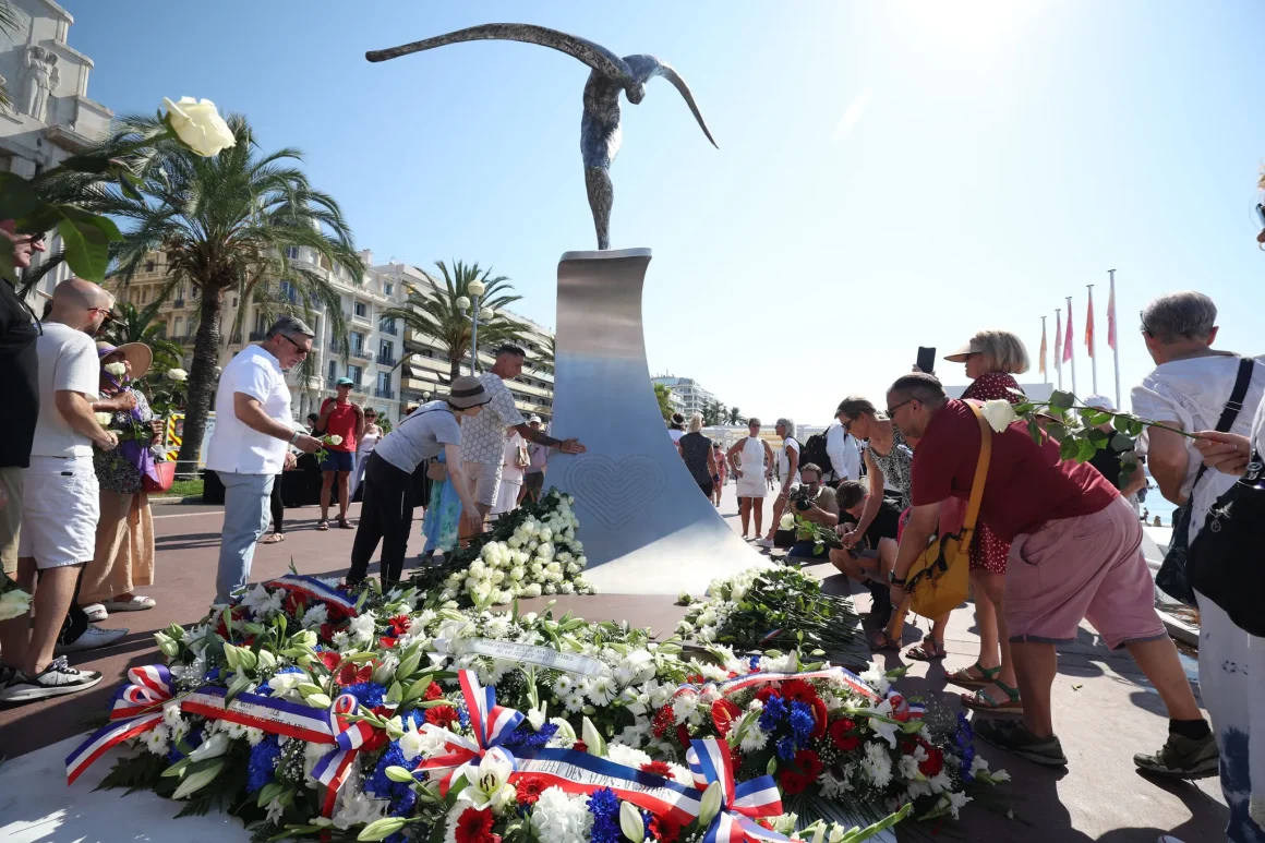 f8dacc99-b3d0-4611-ac6b-58d2d340ada9 Cérémonie mémorielle à Nice dix ans après l’attentat