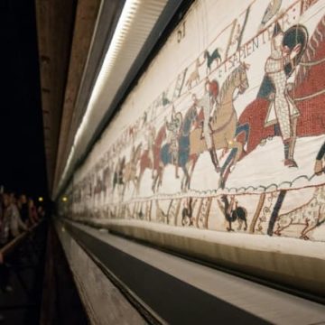 fa5a2058-bee6-441a-99de-48e01bd0085a La tapisserie de Bayeux prête à être exposée au British Museum