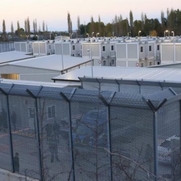 Les centres de détention italiens en Albanie et leurs implications pour les droits humains
