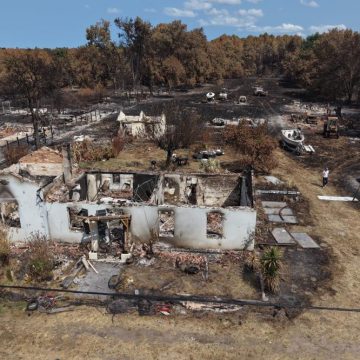 05be91ba-4d3b-4652-9c62-e6a9afa24f4e Incendies dévastateurs en France et aux États-Unis