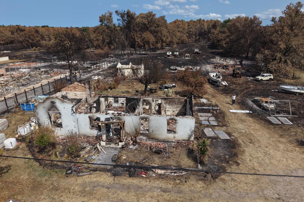 05be91ba-4d3b-4652-9c62-e6a9afa24f4e Incendies dévastateurs en France et aux États-Unis