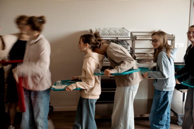 06a961d3-b06e-48fe-9403-8f5a59ee8e97 Défis et opportunités pour l’éducation française face à la baisse démographique