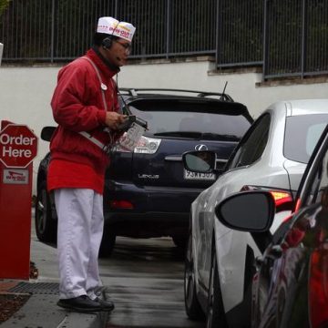 08462b33-c30c-4e90-b707-11b3407674c6 La remise en question des restaurants ‘drive’ en Californie