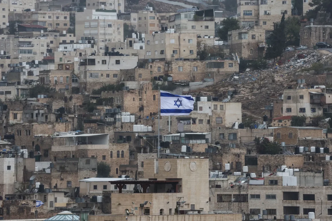 10e352cf-d5eb-4f06-bace-3db62fe25a5c Un Américain Palestinien, symbole de la résistance en Cisjordanie