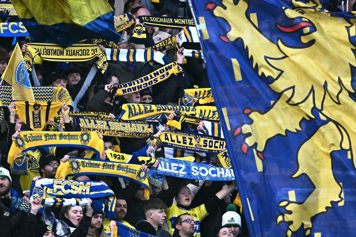 1532c15d-f4fb-4157-9c42-b64bac6f763d L’Olympique Lyonnais se prépare à affronter le Fenerbahçe pour une place en Ligue des Champions