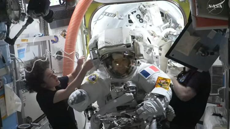 16da6f8a-81d9-4a0f-af27-fd15f2d8d4b7 Sophie Adenot : son retour dans le vide spatial pour une mission cruciale