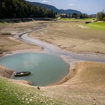 1944d128-1402-4c20-8990-f8a46fb1a907 La Suisse en PĂ©nurie d’Eau et ses ConsĂ©quences