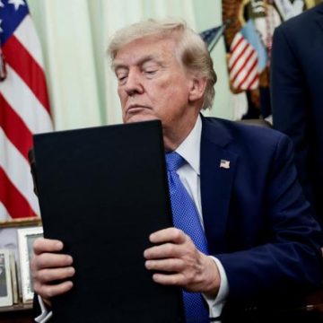 Donald Trump cherche à limiter le droit du sol par décret
