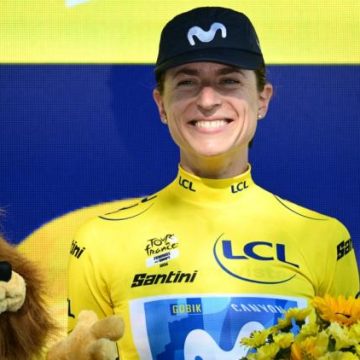 1e6068c6-4a26-473f-9d9b-07dc5833a393 Marlen Reusser conserve le maillot jaune après la 6e étape
