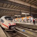 Une mère séparée de ses enfants à bord d&rsquo;un train à Mannheim