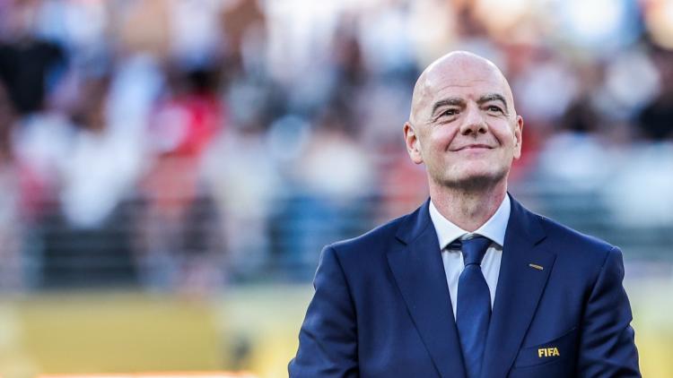 245e626e-50a1-44b3-8f2b-1729ba2c93bb Les Présidents de la FIFA : Une Histoire de Leadership