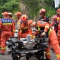 Secours en Chine et Népal après une Inondation Dévastatrice