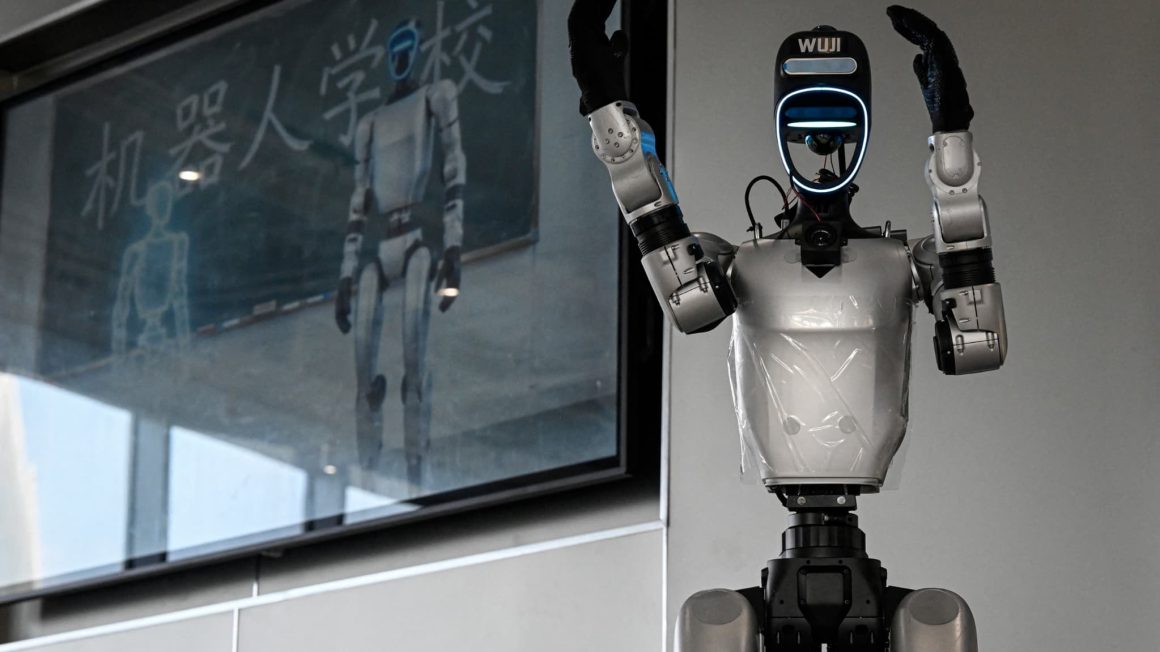 2f986155-57b1-4f33-9e0a-ee58660a2280 Les enjeux de la robotique chinoise : l’exemple de l’école des robots de Hangzhou