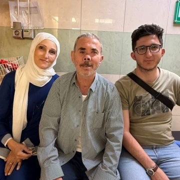 4a10148d-e2e7-45a4-b38e-ac0d975efbd3 Réunion au Caire : Espoirs et Défis d’une Famille Palestinienne