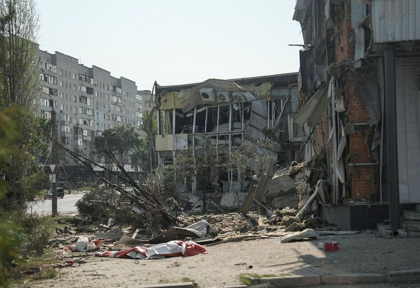 Russian air attack in Sumy Analyses des frappes aériennes en Ukraine