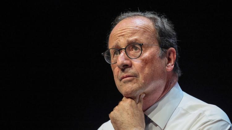 55f103b0-6666-46af-8a3b-7dc7201c8344 François Hollande se prépare pour les élections de 2027