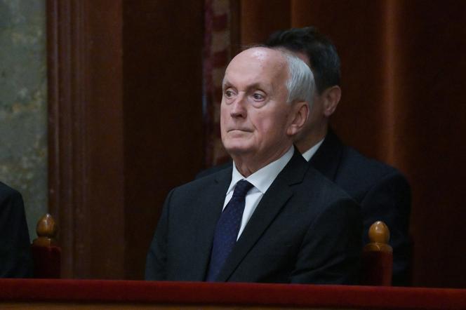 573f5356-0d8b-4328-ac12-8ae6d1f45feb Andras Baka élu président de la Hongrie