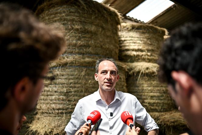 59114fea-68c2-4261-9b69-58a331f19181 Raphaël Glucksmann accuse la Russie de désinformation