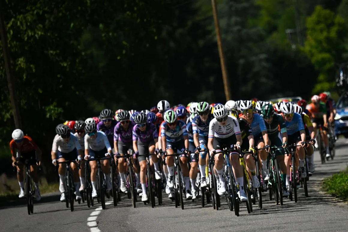 Demi Vollering triomphe du Tour de France Femmes 2026