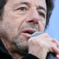 Patrick Bruel Maintient Sa Tournée des 35 Ans Malgré les Accusations