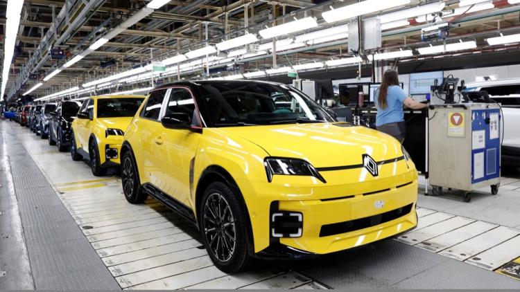 6148068b-1e25-4d80-a931-82b7225d73ba La vente des voitures électriques en France boostée par le leasing social et tensions géopolitiques