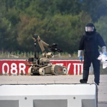 633f2a9a-dbfe-4c31-b80c-5b1c5ea88d95 Découverte d’un drone explosif à l’aéroport de Leipzig-Halle : Enquête en Allemagne