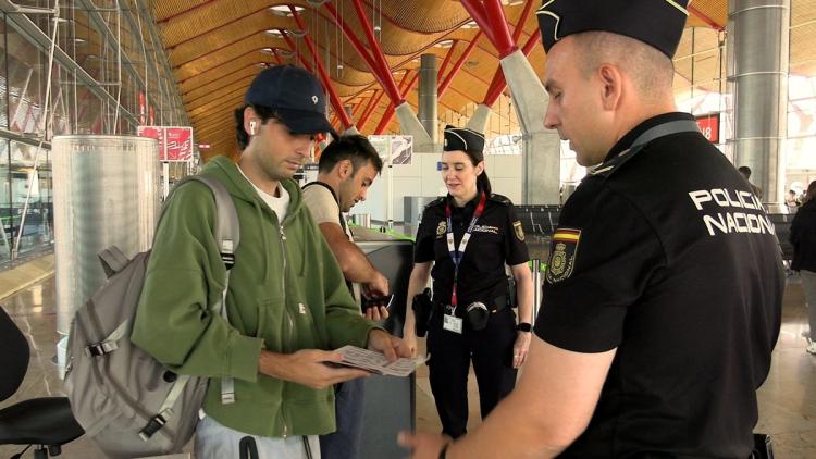 637b71ab-5890-416d-ae18-022df53b84b3 Contrôles aux frontières pour les voyageurs italiens par l’Espagne