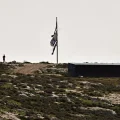 En Cisjordanie, deux familles palestiniennes encerclées par des colons israéliens