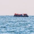 Tentative Tragique de Traversée de la Manche : Un décès et des Blessés