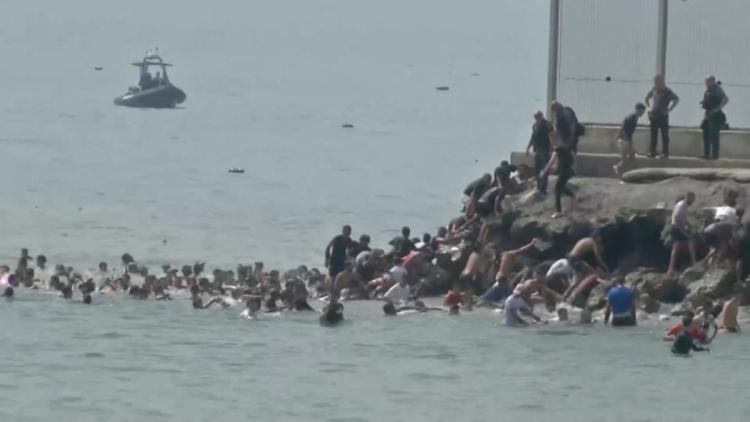 6c20350b-6a52-49ee-b1e3-f5c99a19f95c Migrants tentant d’atteindre Ceuta : bilan tragique