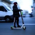 Le port du casque obligatoire pour les trottinettes électriques à Paris