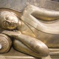 Découverte de statues de Bouddha en or à Anuradhapura