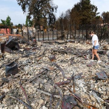 76db03ba-d75f-48de-9417-3cef26d374e6 Les incendies ravagent le sud de la France : situation actuelle