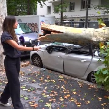 7ed17bbc-16c3-4d0d-aba1-b270dccabb70 Violents orages dans le Rhône provoquent des dégâts matériels