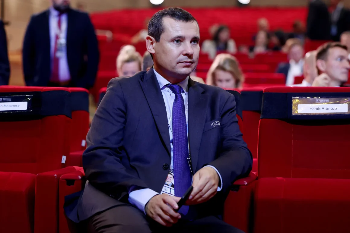 8aef9a2a-991a-47c1-a9b5-caeed32b0024 La FIFA se sépare de Kevin Lamour