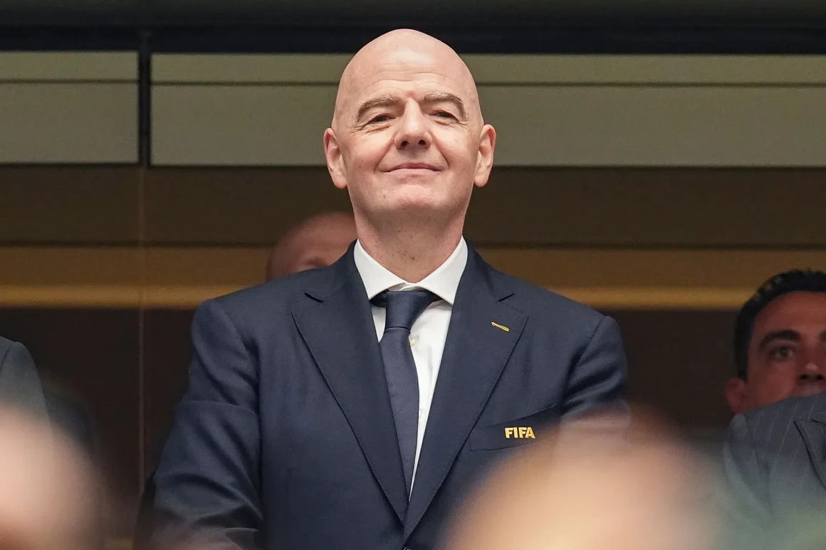 Élections à la FIFA : Départ de Kevin Lamour et tensions internes
