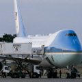 Des raisons de sécurité poussent Donald Trump à changer d&rsquo;avion lors de son départ de Turquie