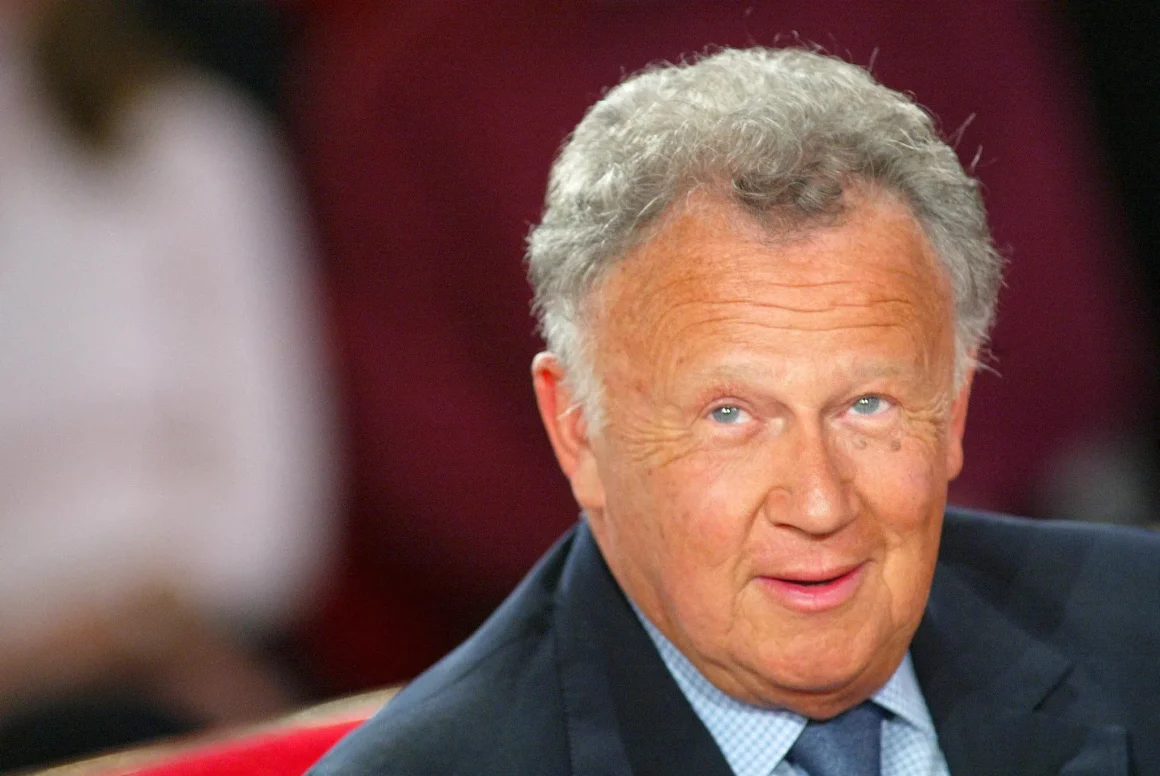 Philippe Bouvard : Hommage à un pionnier de l&rsquo;humour