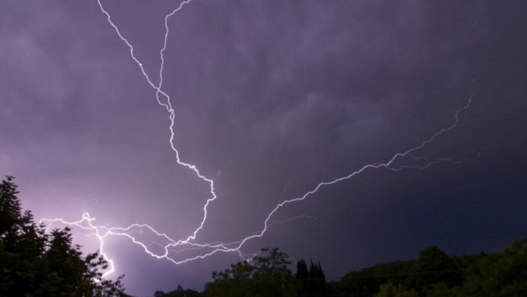 9bbdc033-d7fa-48af-8c78-172e73f254bb Vigilance jaune pour les orages dans plusieurs régions de France