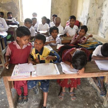 Le mouvement de jeunesse prend position contre l&rsquo;état des écoles en Inde