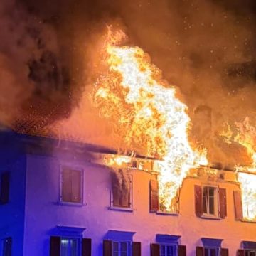 a945ca10-5486-41f8-a3a8-d8c63e520126 Incendie meurtrier dans un immeuble à Thusis, Suisse